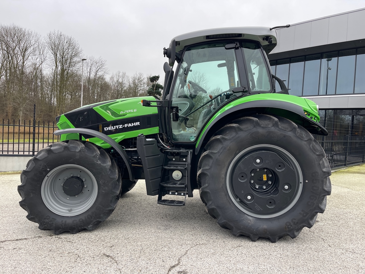 Deutz Fahr Agrotron 6205G 2024